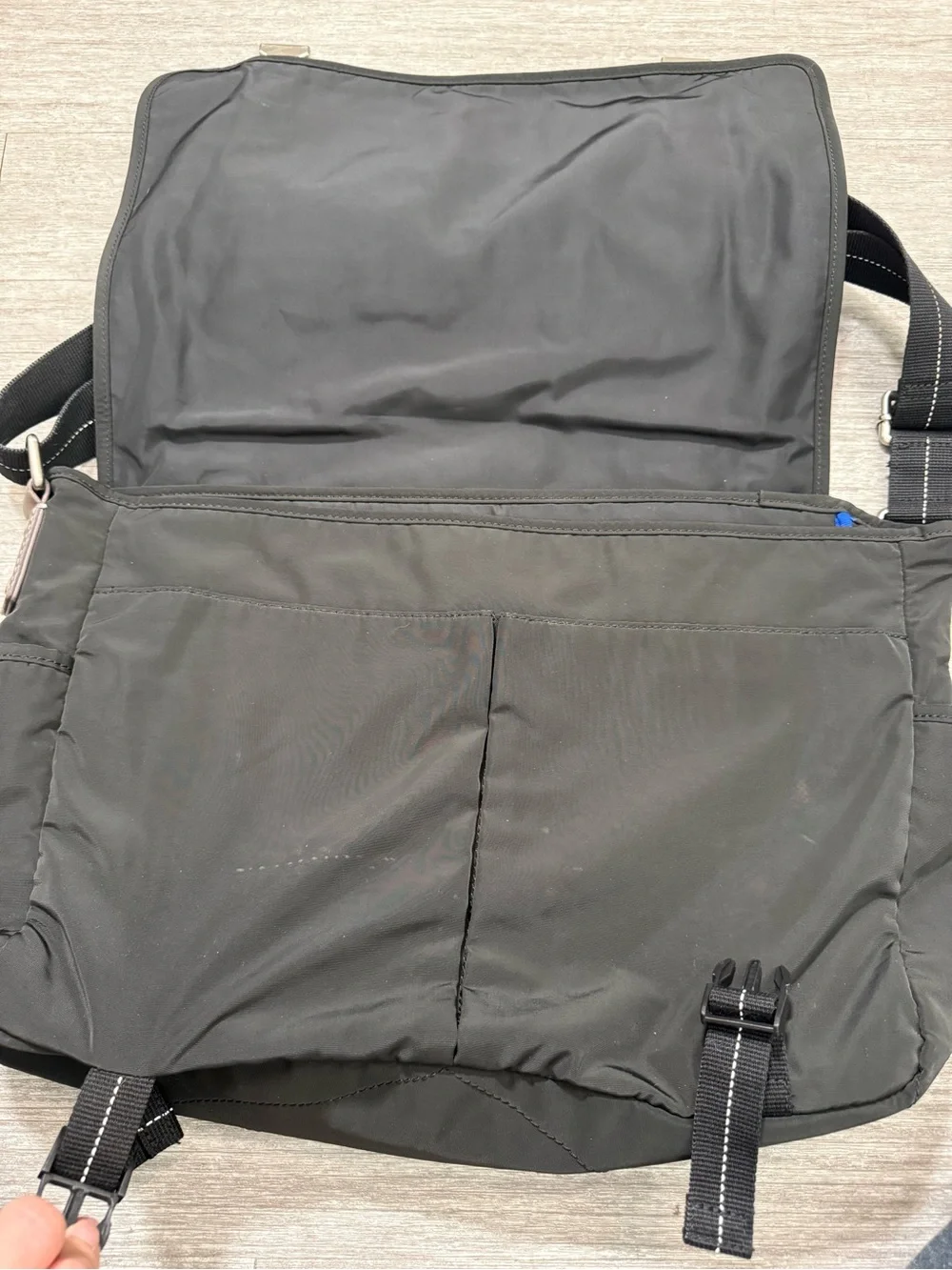 Fossil Black Utility Messenger Bag Nylon Laptop Crossbody Techwear Minimalist